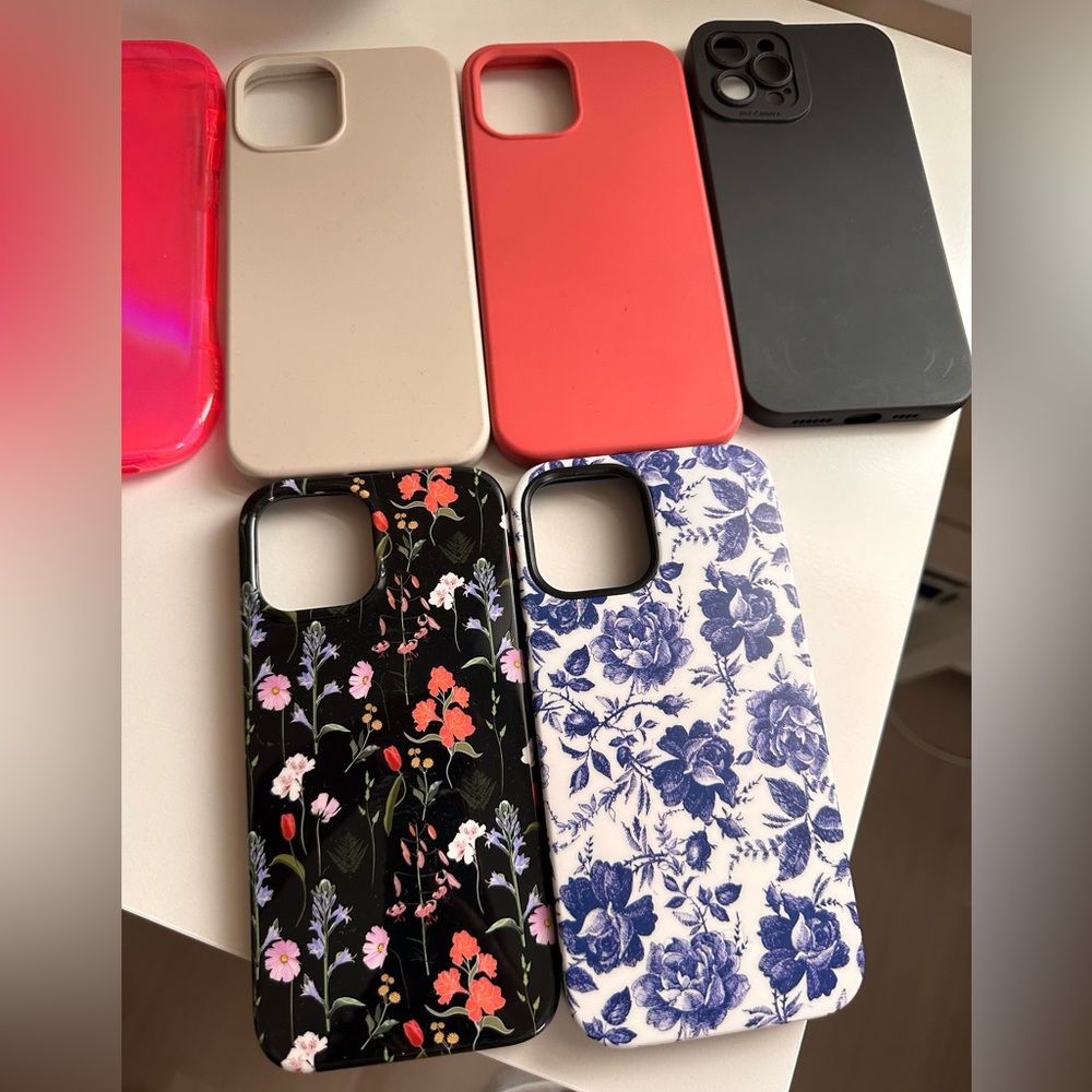 9 iPhone 12 Pro Max used Cases